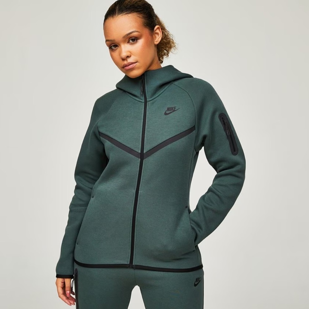 NWT Nike Sportswear Tech Fleece Fleece Dark Green Full-Zip Hoodie Sz XS